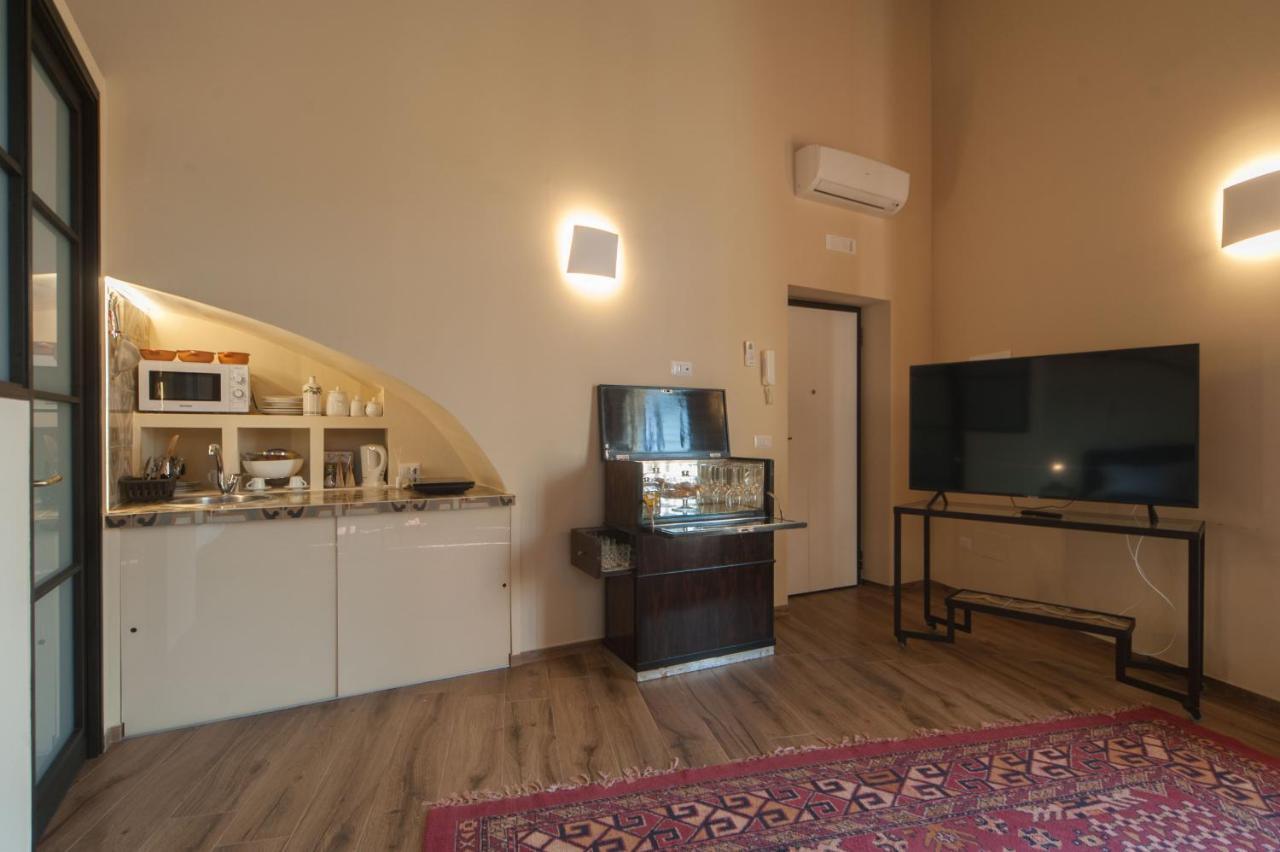 לינה וארוחת בוקר טרני La Soffitta Covelli מראה חיצוני תמונה